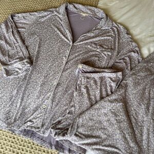Eberjay Purple Floral Pajama Women’s Giselle Printed Long PJ Set Size Medium